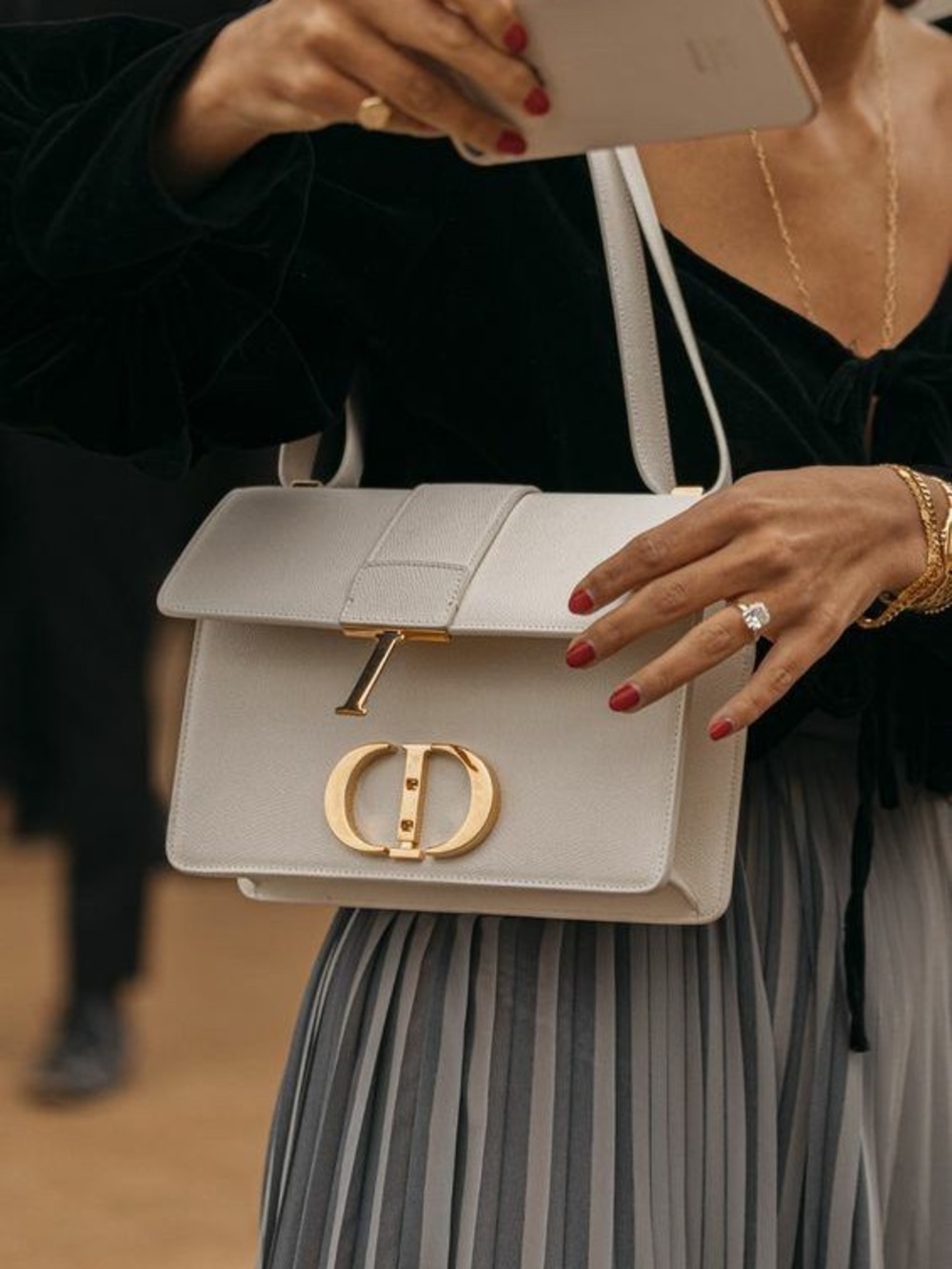 Dior Montaigne 30 White Leather Shoulder Bag with Gold Hardware